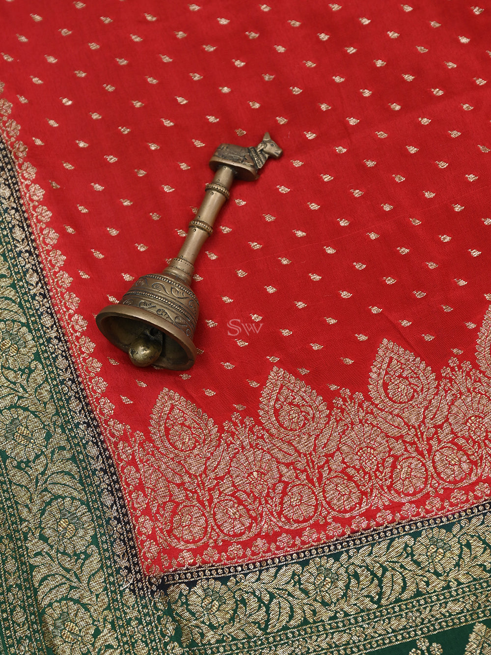 Red Booti Crepe Silk Handloom Banarasi Saree - Sacred Weaves