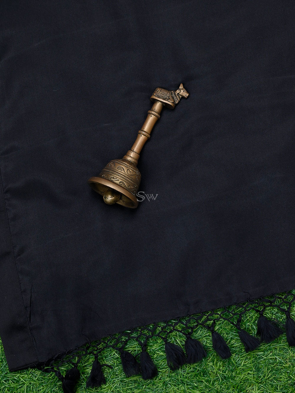 Black Plain Silk Handloom Saree - Sacred Weaves