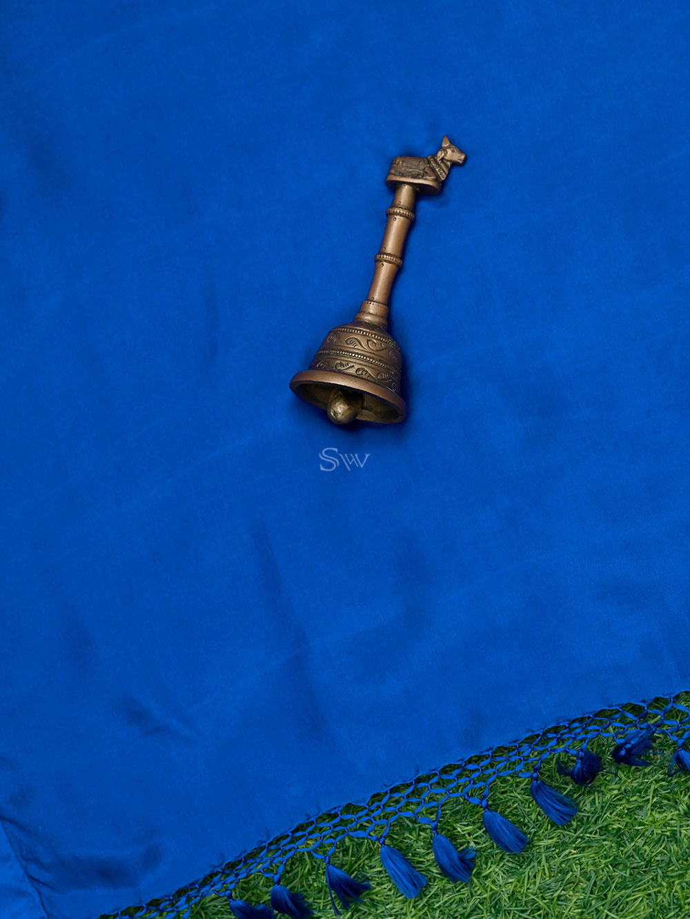 Royal Blue Plain Silk Handloom Saree - Sacred Weaves