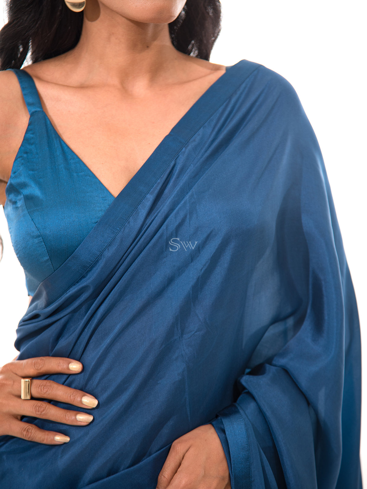 Midnight Blue Plain Silk Handloom Saree - Sacred Weaves