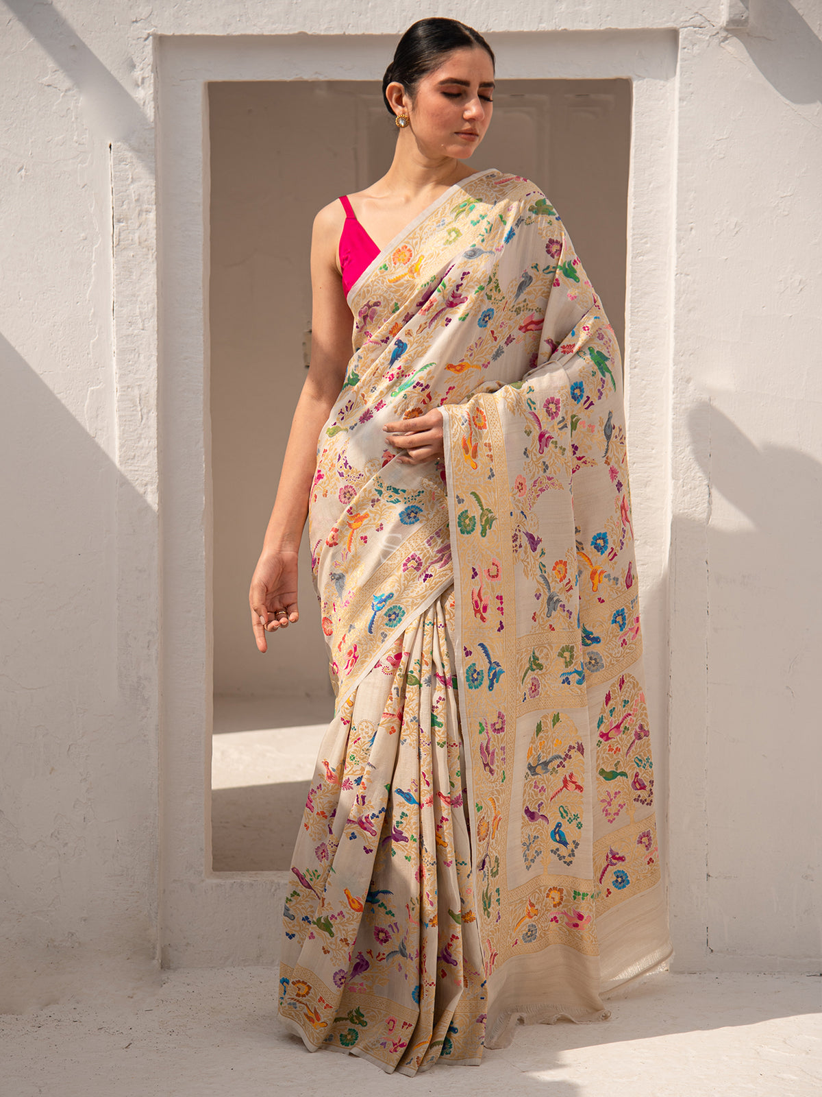 Off White Tussar Georgette Handloom Banarasi Saree - Sacred Weaves