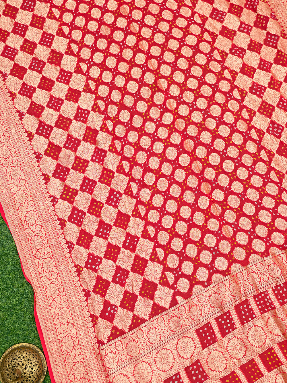Coral Pink Bandhani Khaddi Georgette Handloom Banarasi Saree