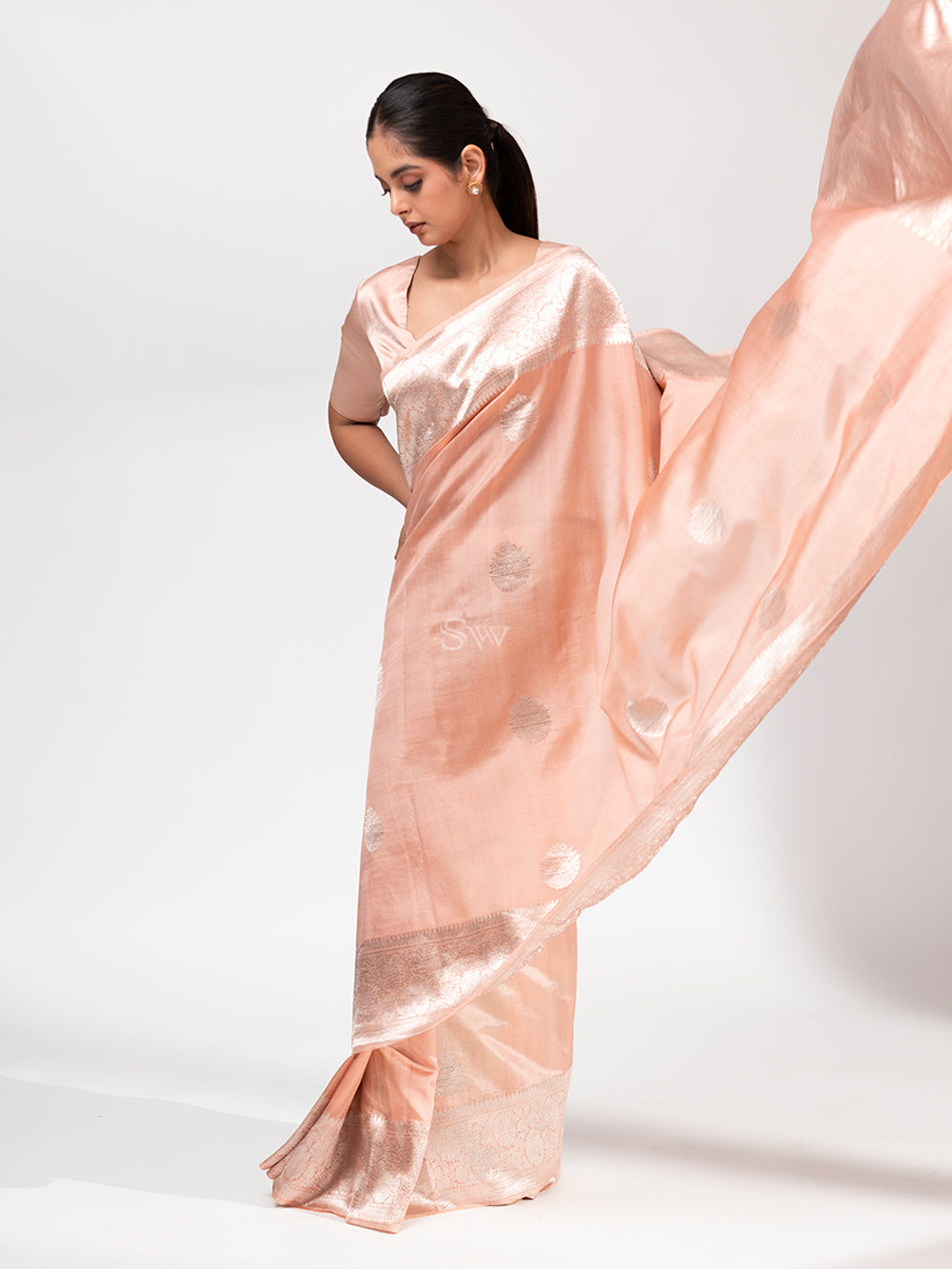 Peach Summer Silk Handloom Banarasi Saree - Sacred Weaves