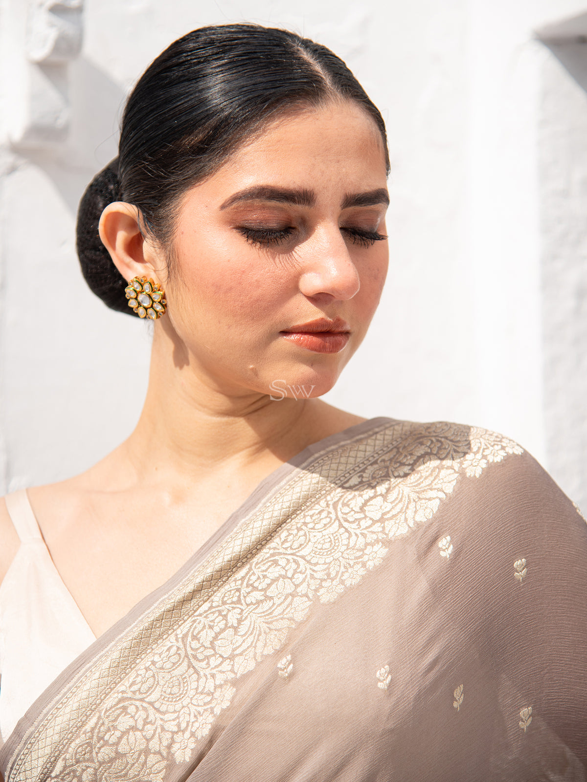 Pastel Brown Crepe Silk Handloom Banarasi Saree - Sacred Weaves