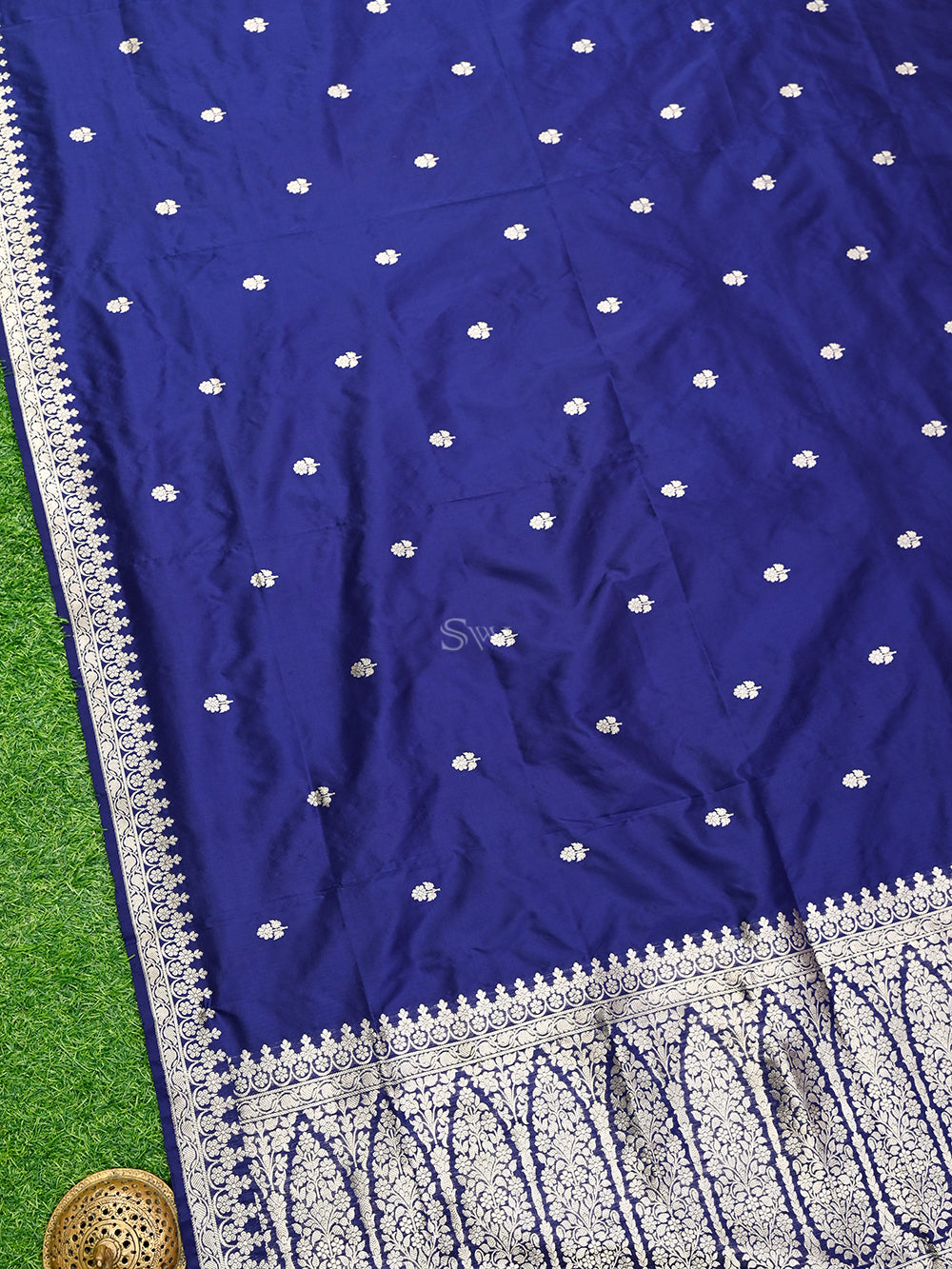 Blue Booti Katan Silk Handloom Banarasi Dupatta - Sacred Weaves