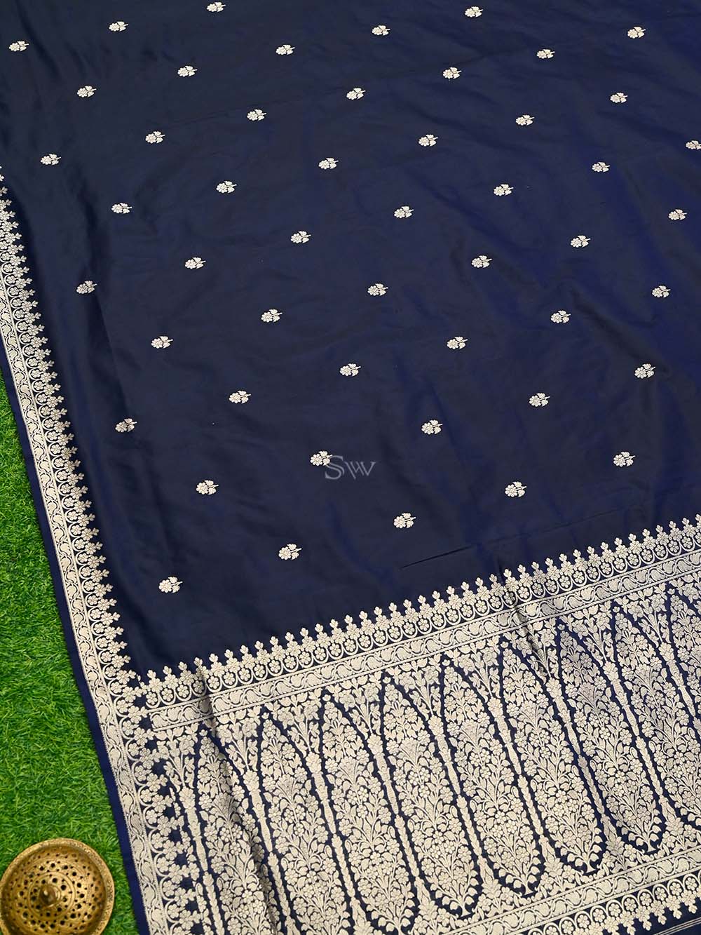 Navy Blue Booti Katan Silk Handloom Banarasi Dupatta