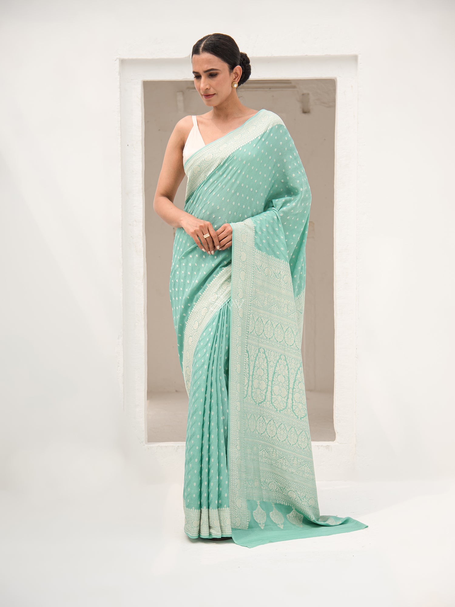 Sea Green Booti Crepe Silk Handloom Banarasi Saree - Sacred Weaves