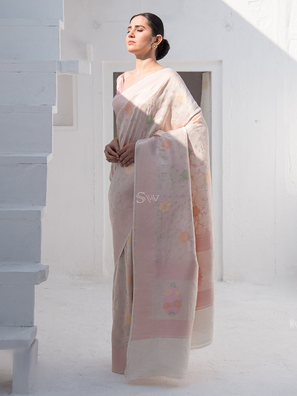 Off-White Flowy Tissue Silk Handloom Banarasi Saree - Sacred Weaves