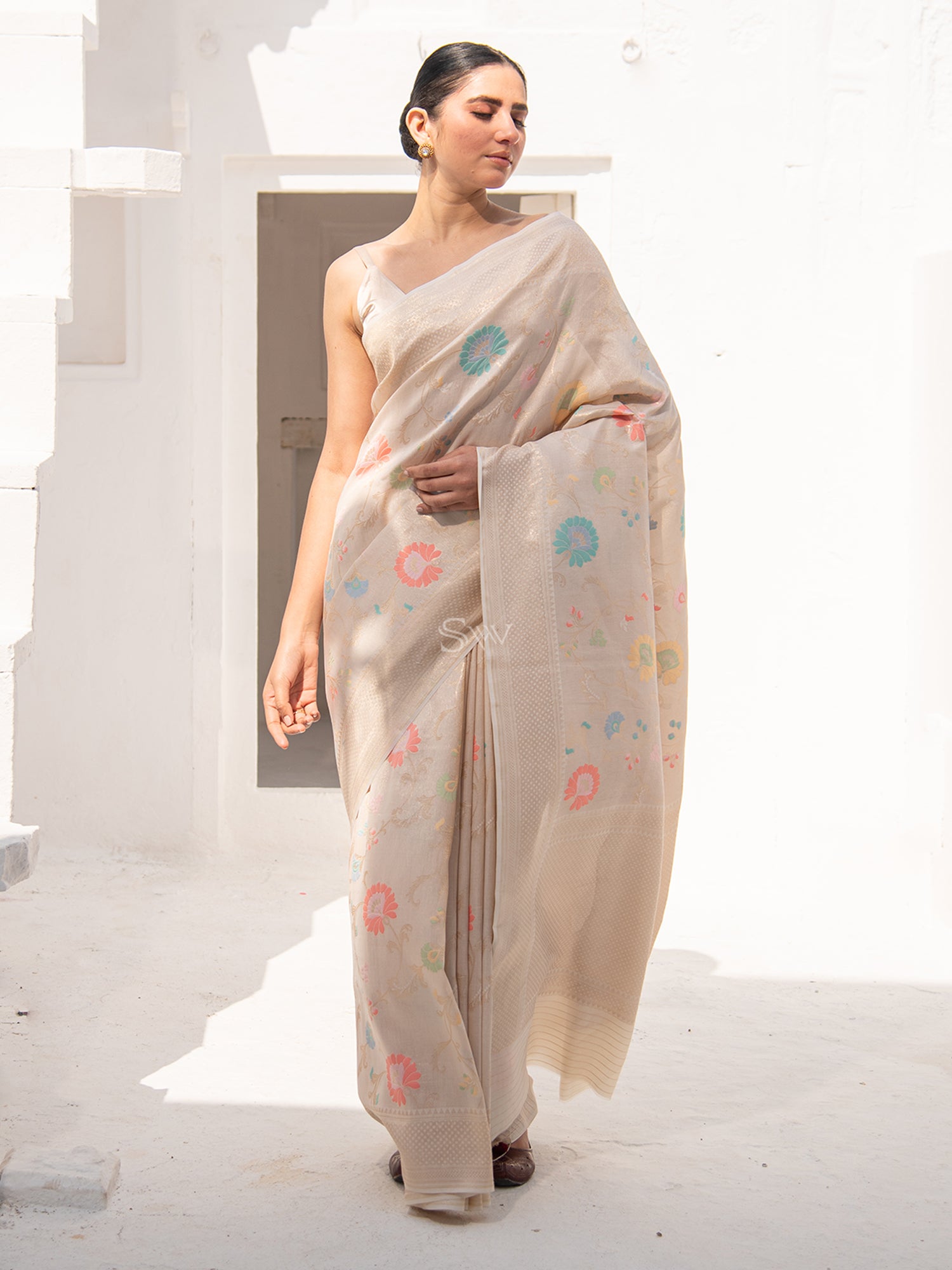 Beige Flowy Tissue Silk Handloom Banarasi Saree - Sacred Weaves