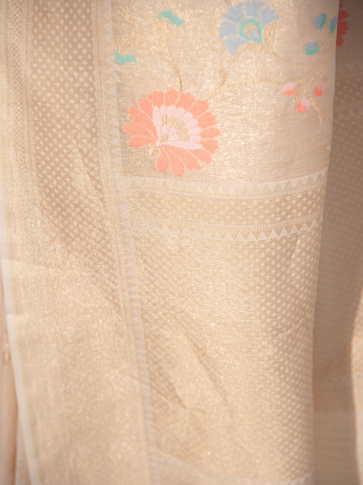 Beige Flowy Tissue Silk Handloom Banarasi Saree - Sacred Weaves