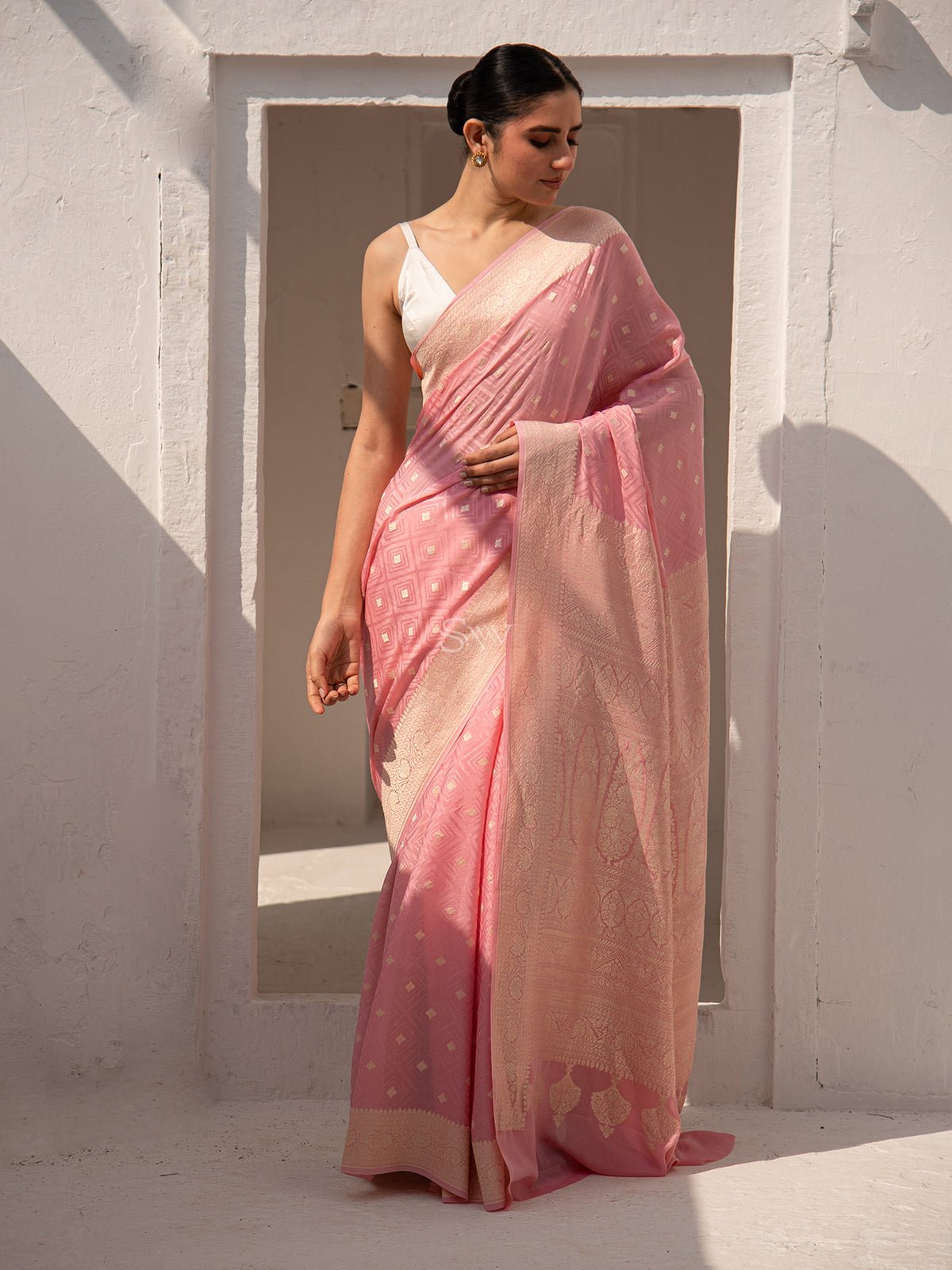 Pastel Pink Crepe Silk Handloom Banarasi Saree - Sacred Weaves