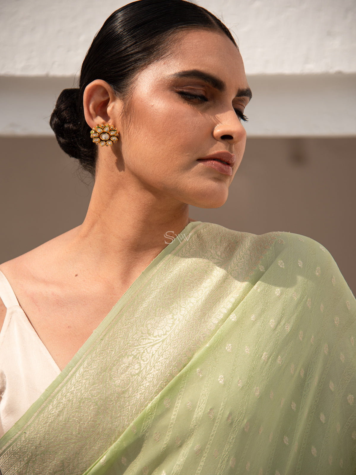 Pista Green Crepe Silk Handloom Banarasi Saree - Sacred Weaves
