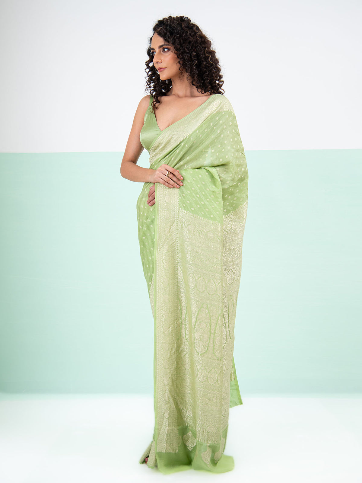 Pista Green Crepe Silk Handloom Banarasi Saree - Sacred Weaves