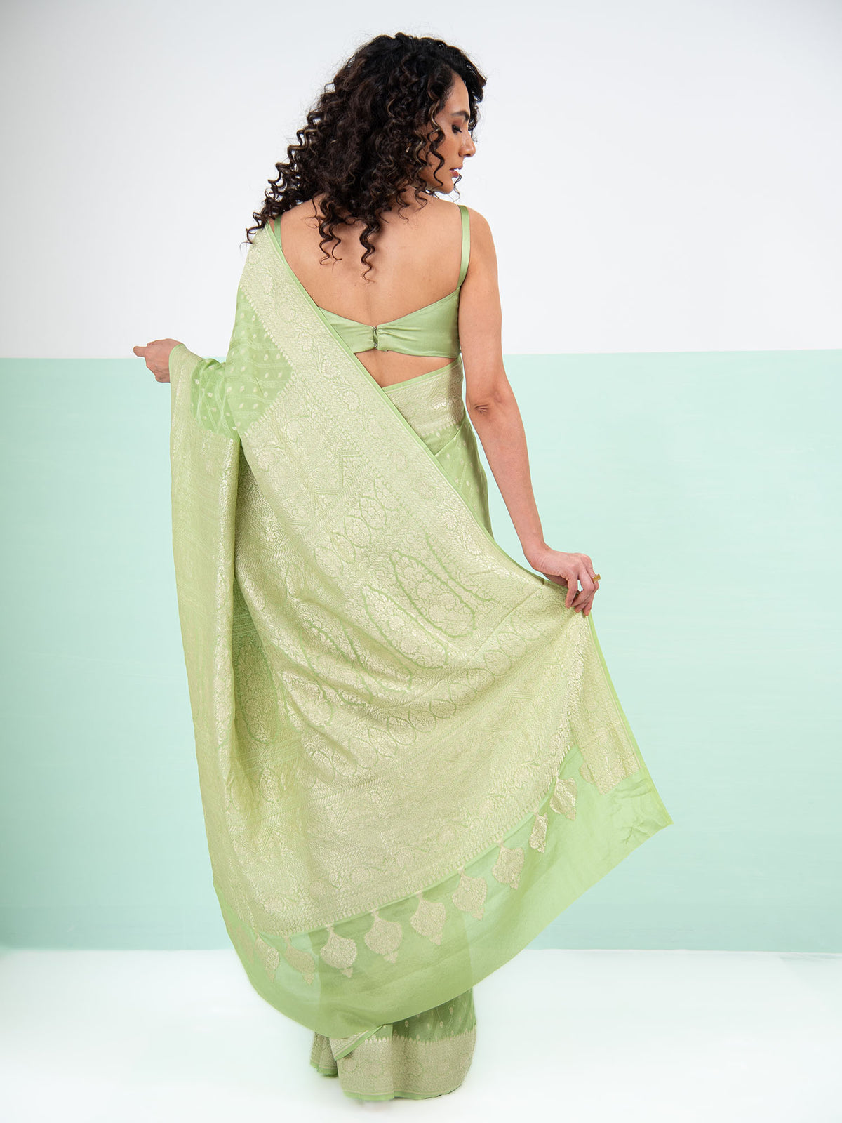 Pista Green Crepe Silk Handloom Banarasi Saree - Sacred Weaves
