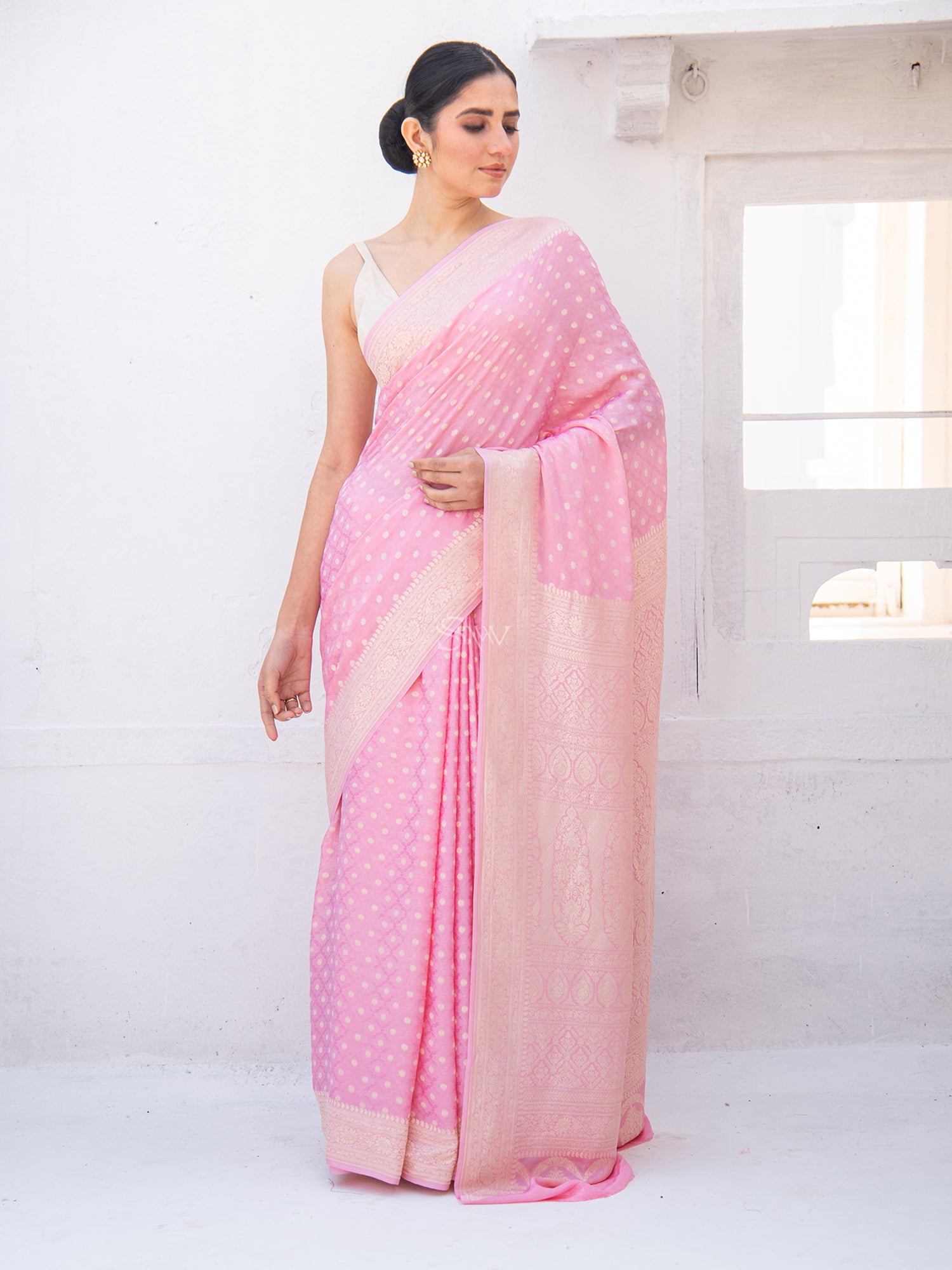 Pastel Pink Booti Crepe Silk Handloom Banarasi Saree - Sacred Weaves