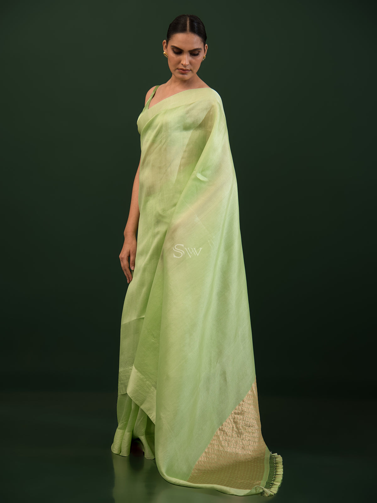 Pista Green Plain Silk Handloom Saree - Sacred Weaves