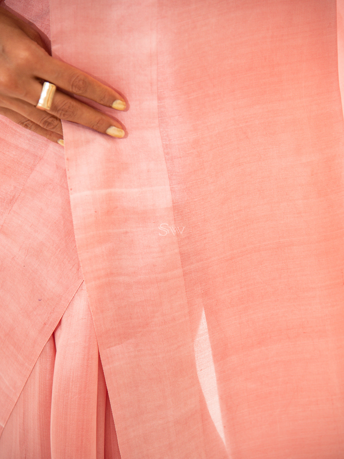 Pastel Peach Plain Silk Handloom Saree - Sacred Weaves