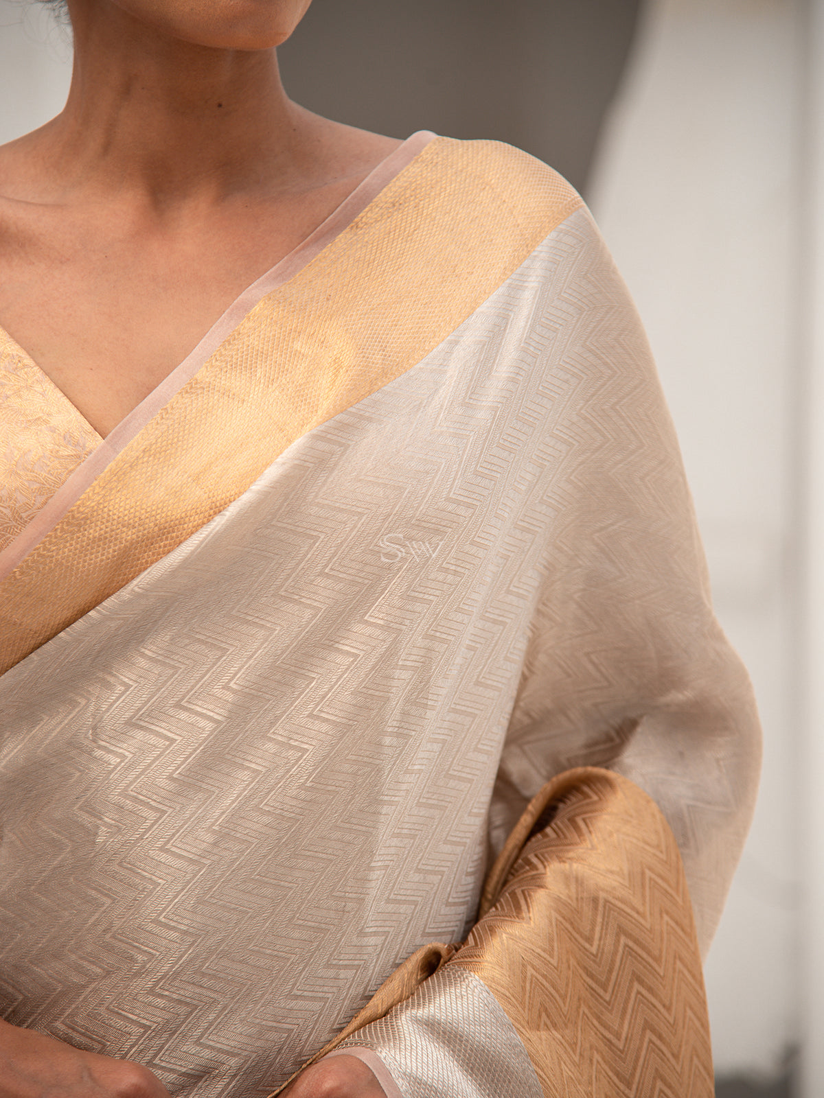 Dusky Pink Tissue Brocade Handloom Banarasi Saree - Sacred Weaves