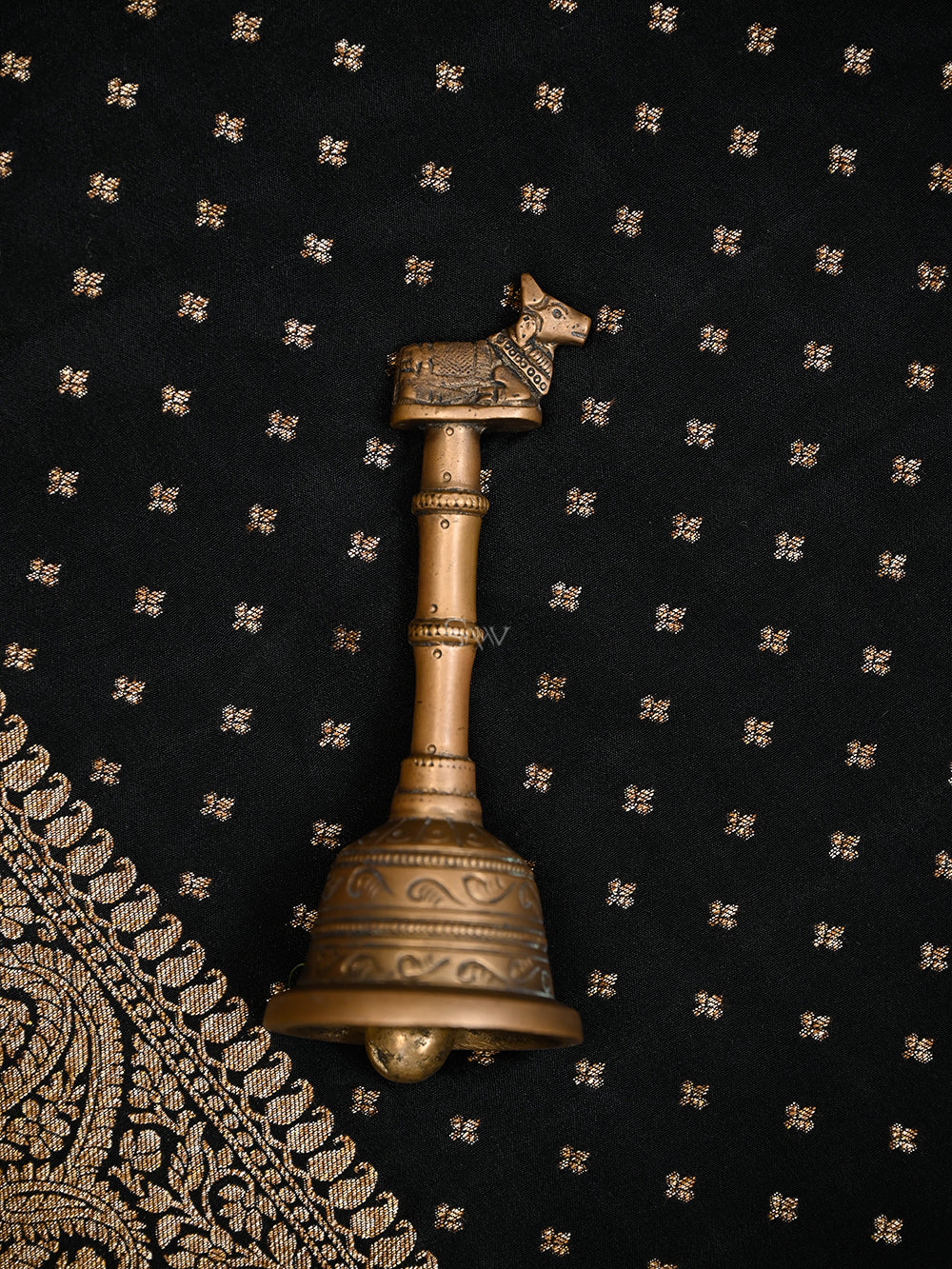 Black Booti Crepe Silk Handloom Banarasi Saree - Sacred Weaves