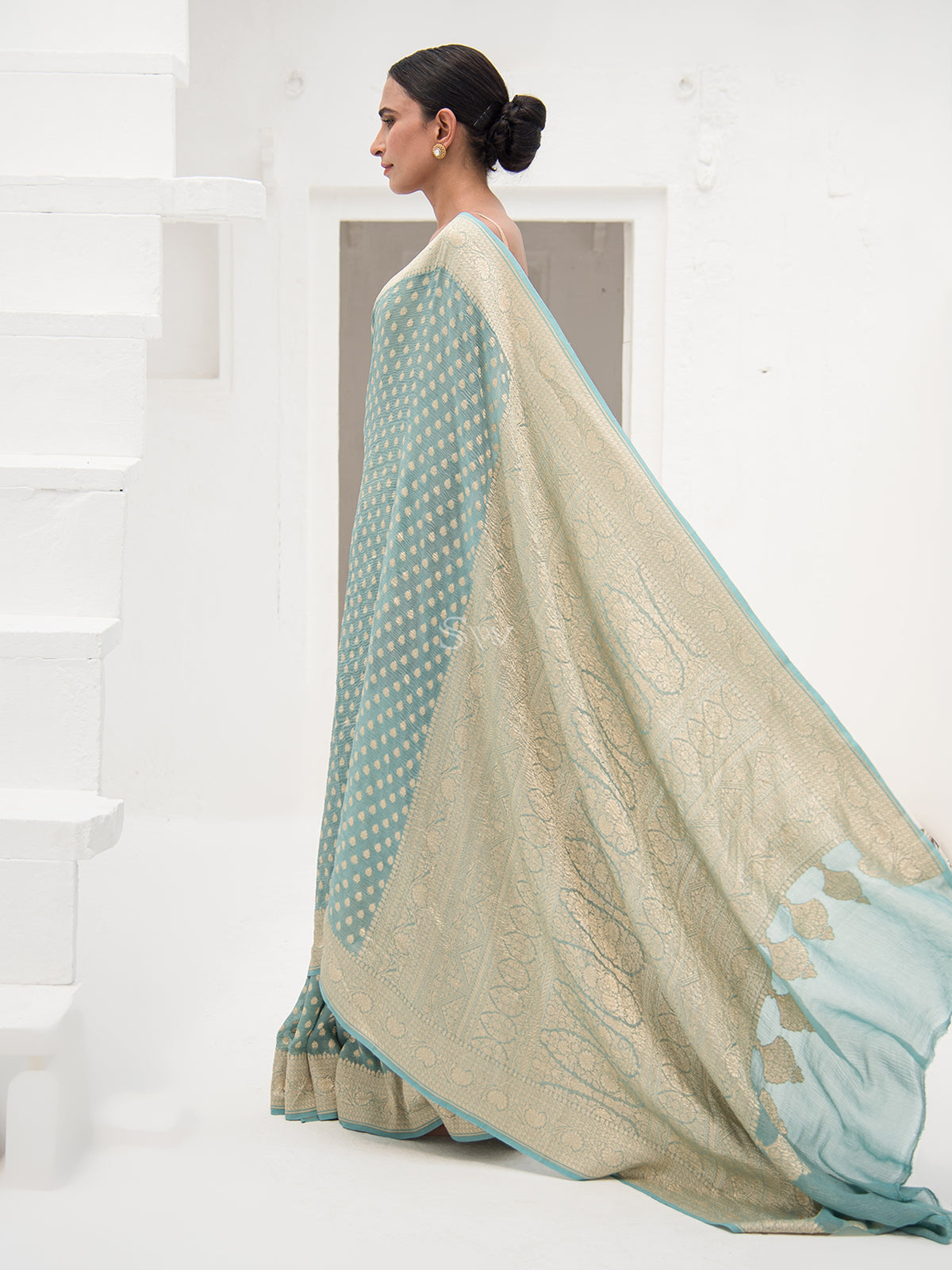 Dusky Blue Pure Crush Tissue Silk Handloom Banarasi Saree - Sacred Weaves