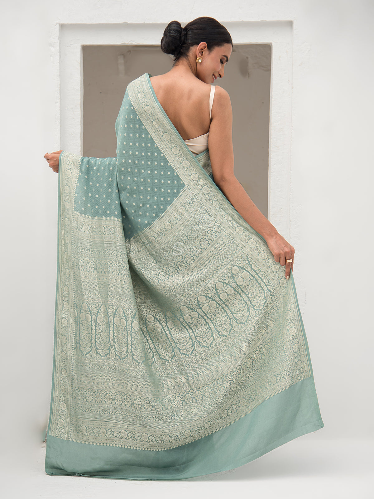 Dusky Blue Booti Crepe Silk Handloom Banarasi Saree - Sacred Weaves