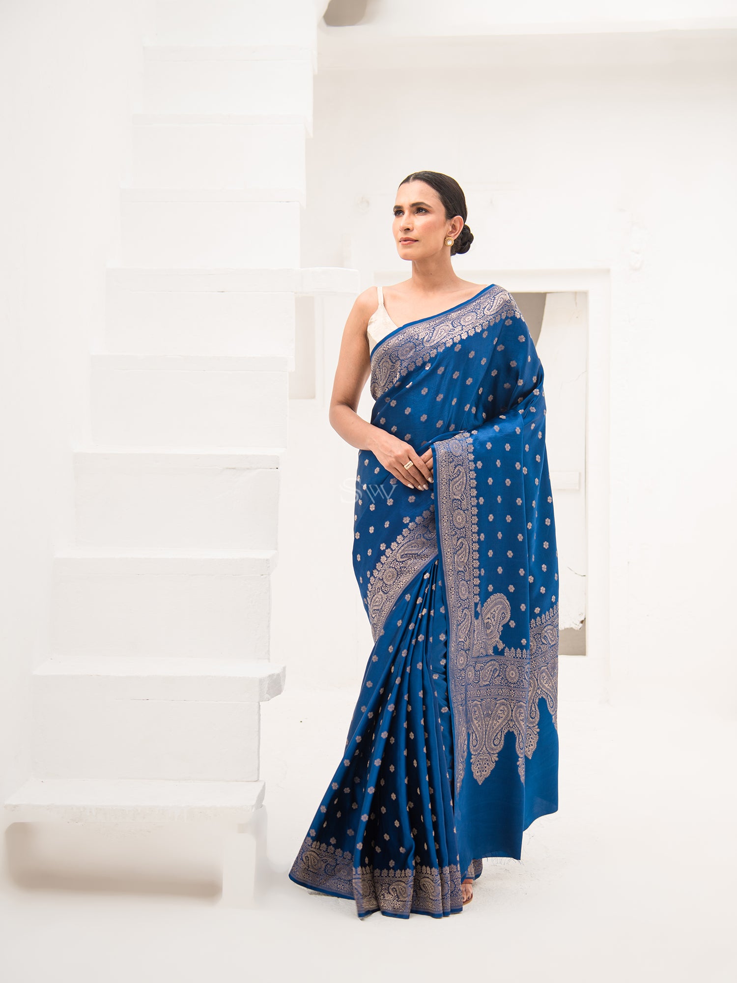 Midnight Blue Konia Mashru Satin Silk Handloom Banarasi Saree - Sacred Weaves