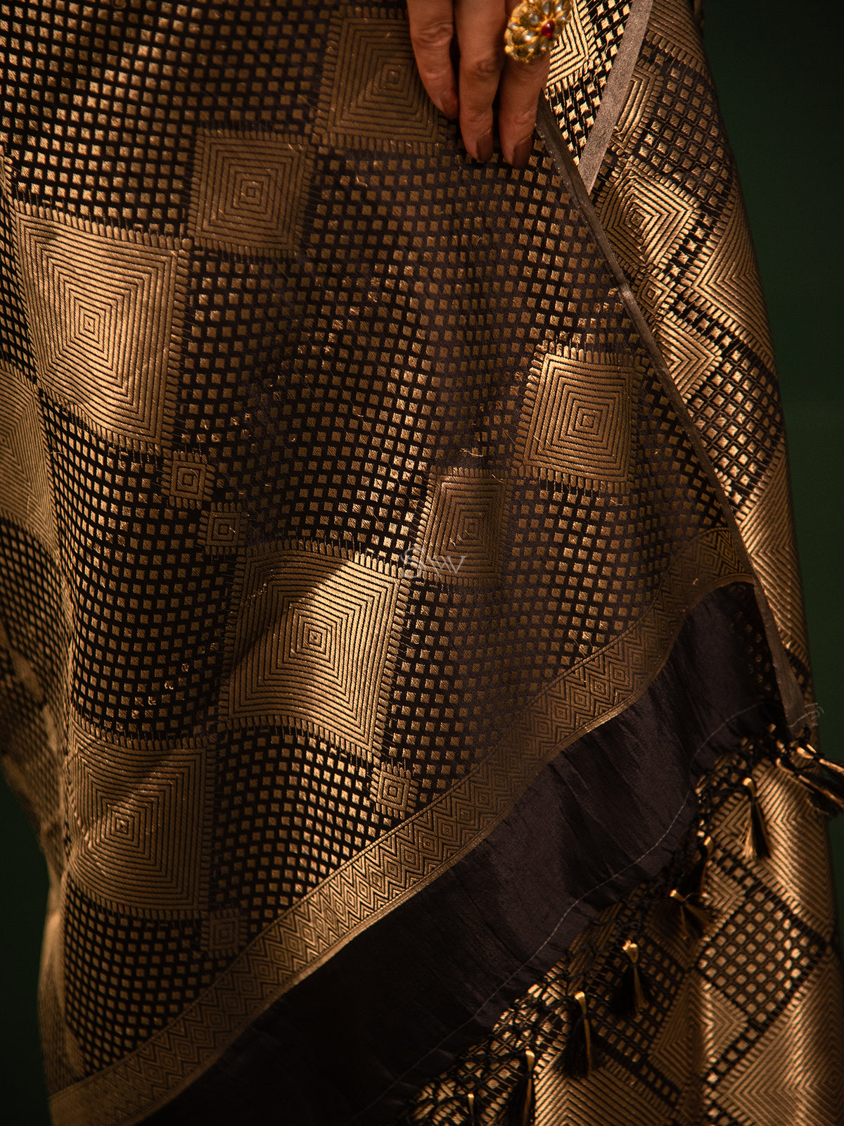 Black Brocade Tissue Brocade Handloom Banarasi Saree - Sacred Weaves