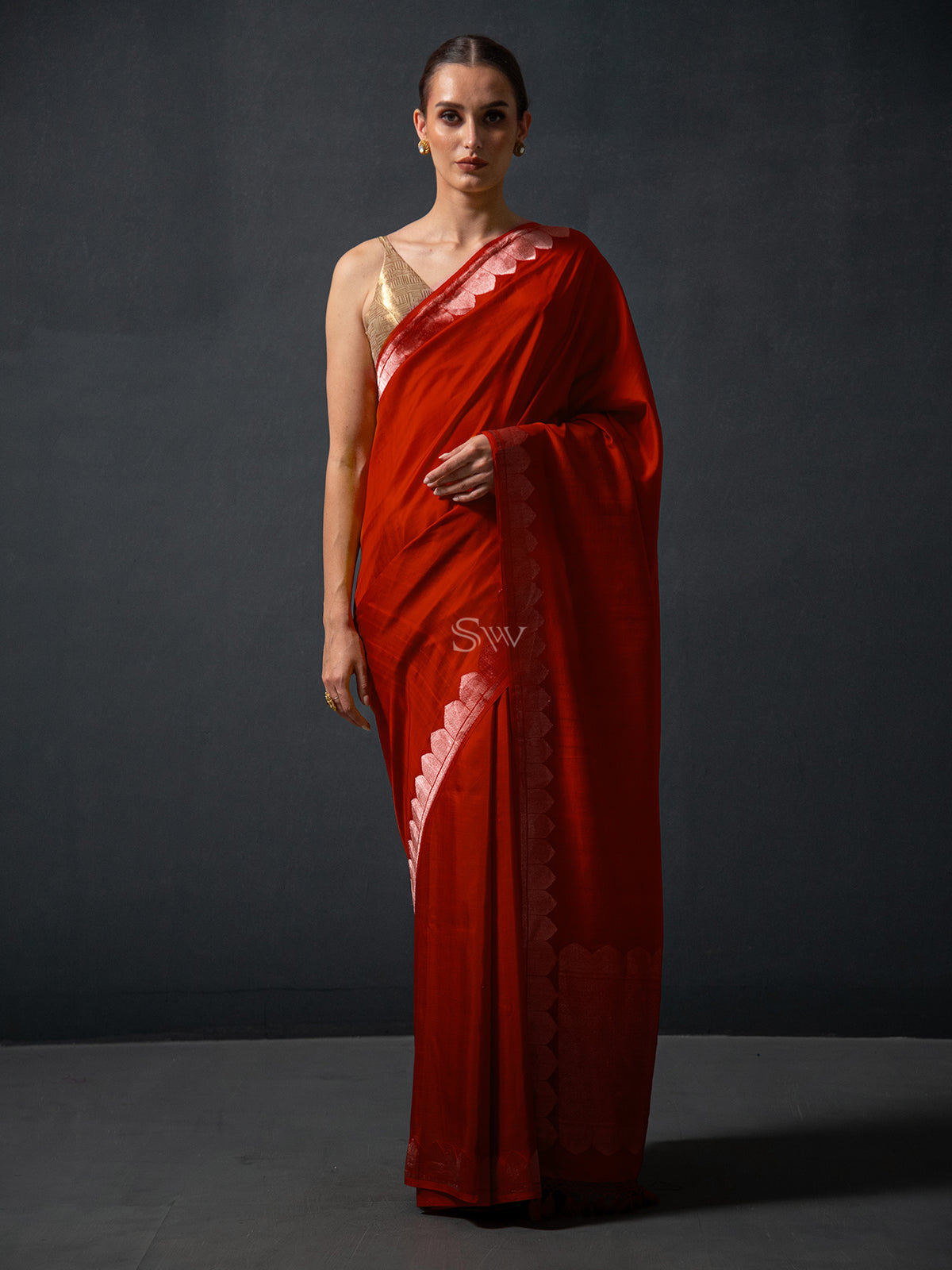 Red Plain Katan Silk Handloom Banarasi Saree - Sacred Weaves