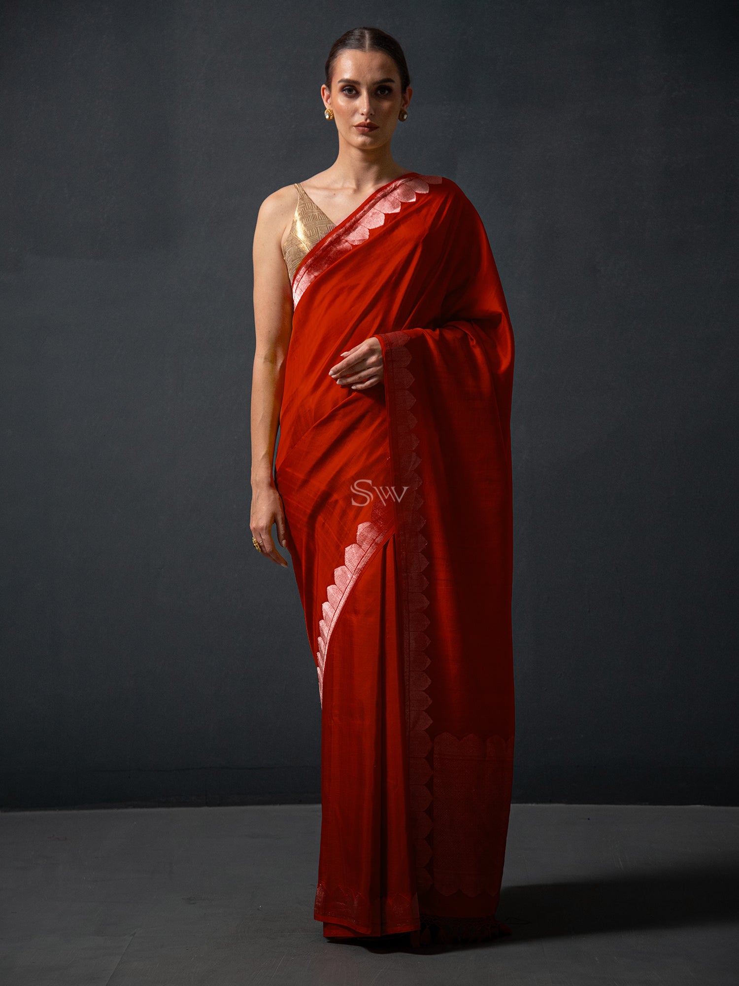 Red Plain Katan Silk Handloom Banarasi Saree - Sacred Weaves