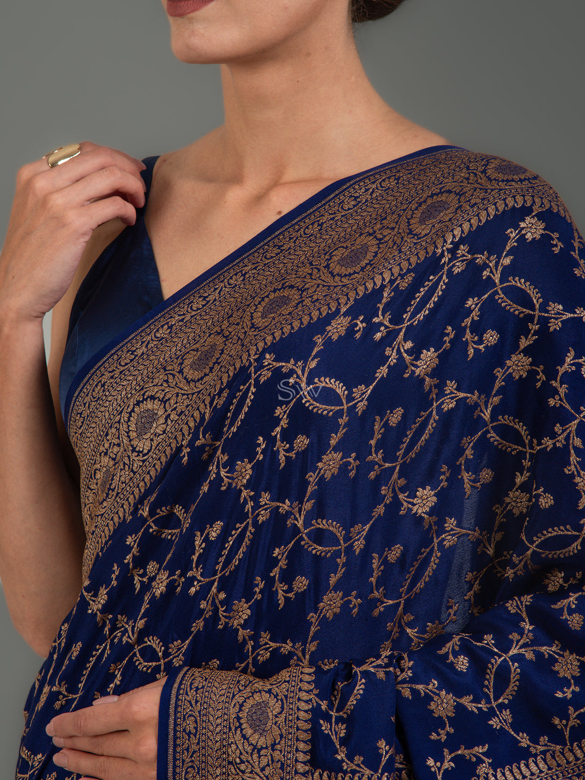 Dark Blue Jaal Crepe Silk Handloom Banarasi Saree - Sacred Weaves