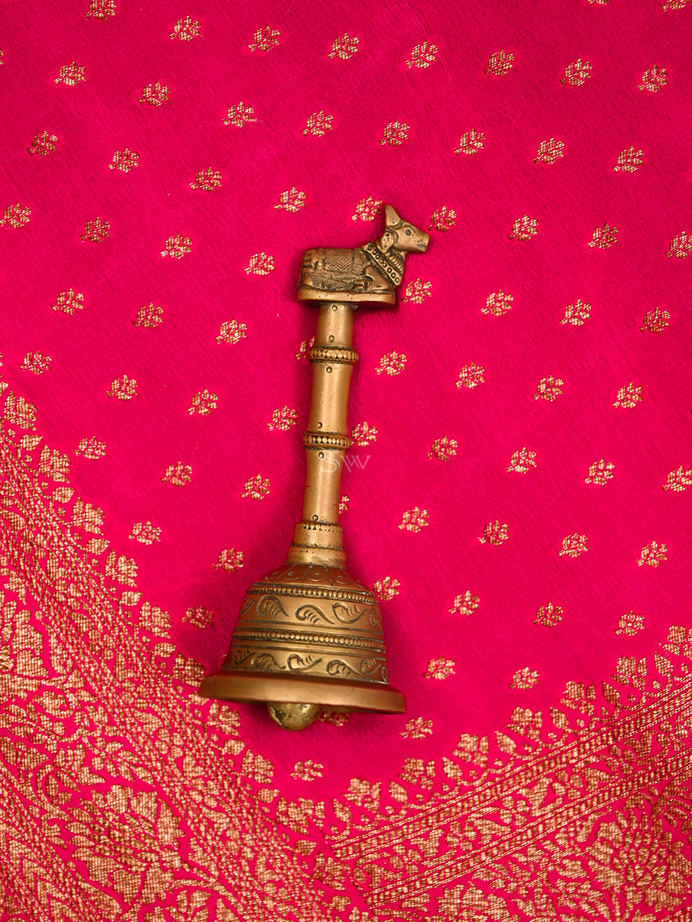 Magenta Booti Crepe Silk Handloom Banarasi Saree - Sacred Weaves