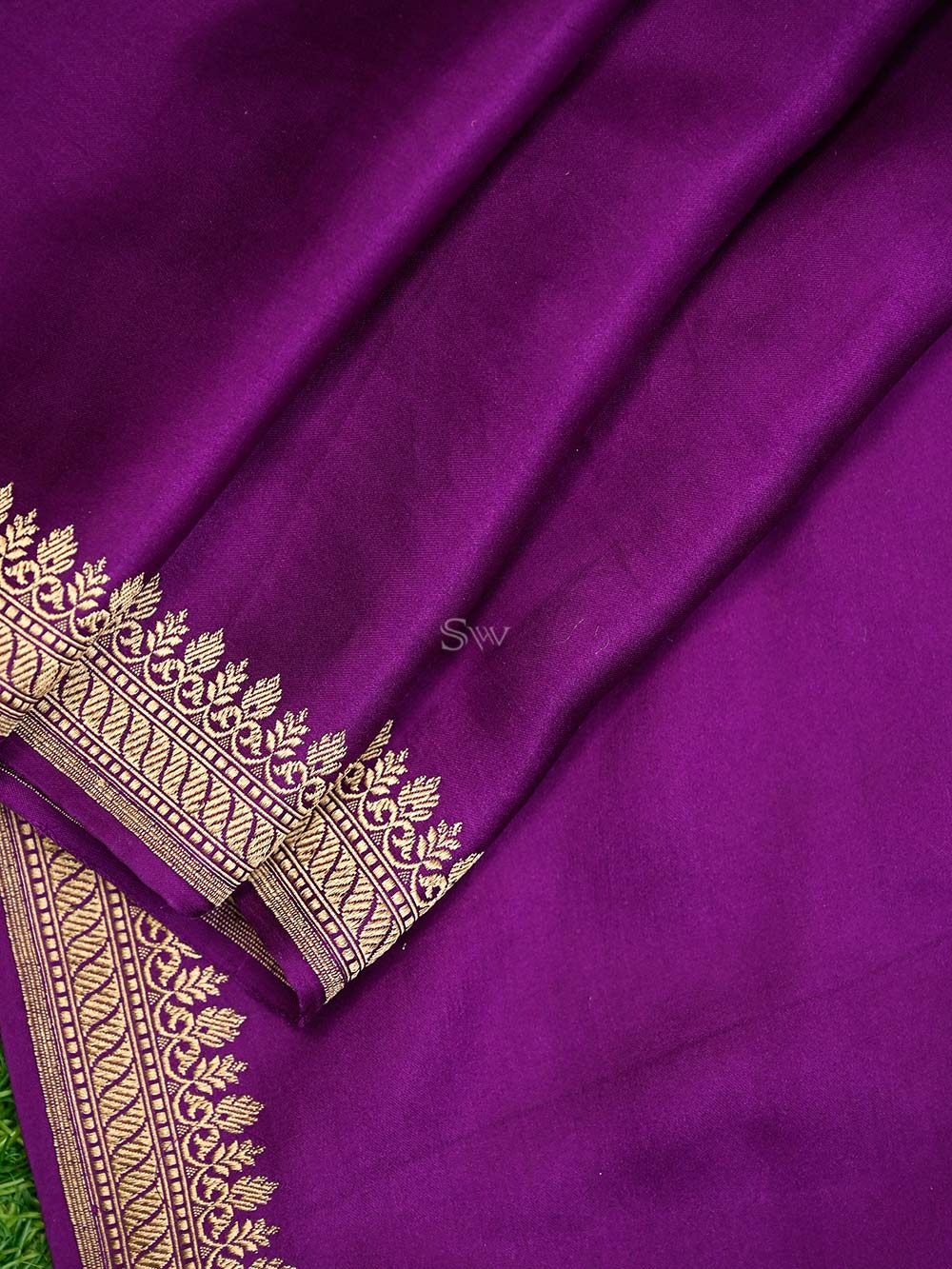 Purple Konia Satin Silk Handloom Banarasi Saree