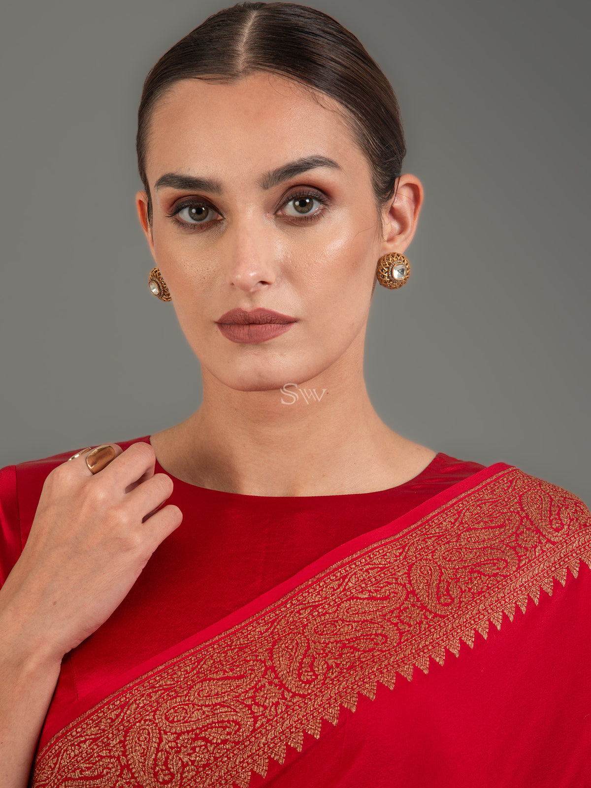 Red Plain Crepe Silk Handloom Banarasi Saree - Sacred Weaves