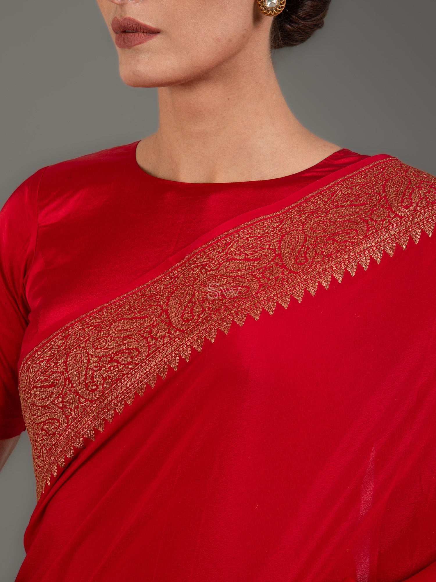 Red Plain Crepe Silk Handloom Banarasi Saree - Sacred Weaves