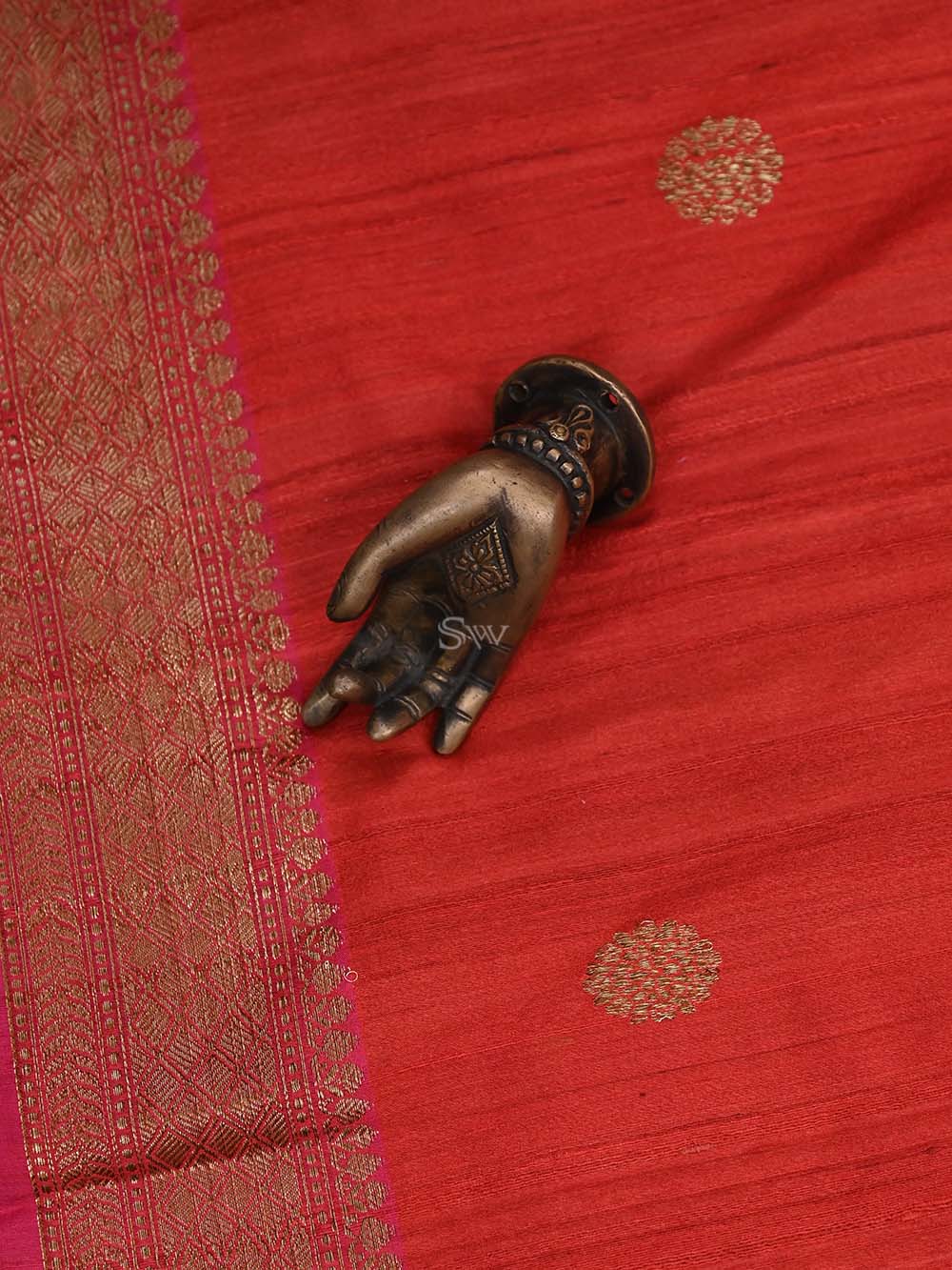 Red Boota Tussar Silk Handloom Banarasi Dupatta - Sacred Weaves