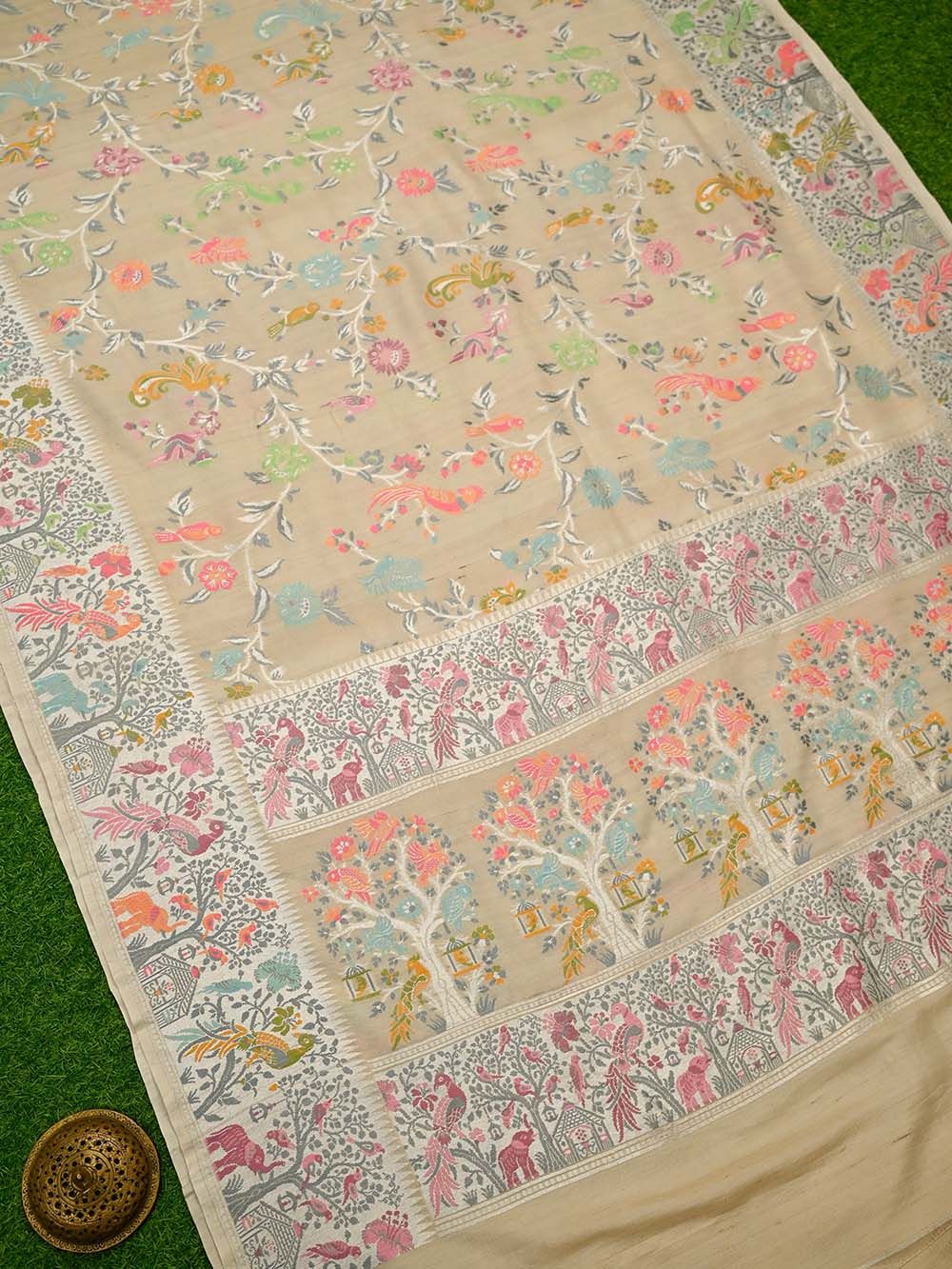 Off White Tussar Georgette Handloom Banarasi Saree - Sacred Weaves