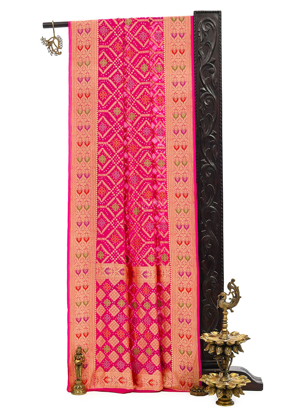 Magenta Bandhani Khaddi Georgette Handloom Banarasi Saree - Sacred Weaves