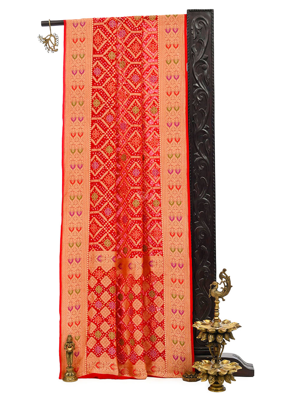 Red Bandhani Khaddi Georgette Handloom Banarasi Saree - Sacred Weaves