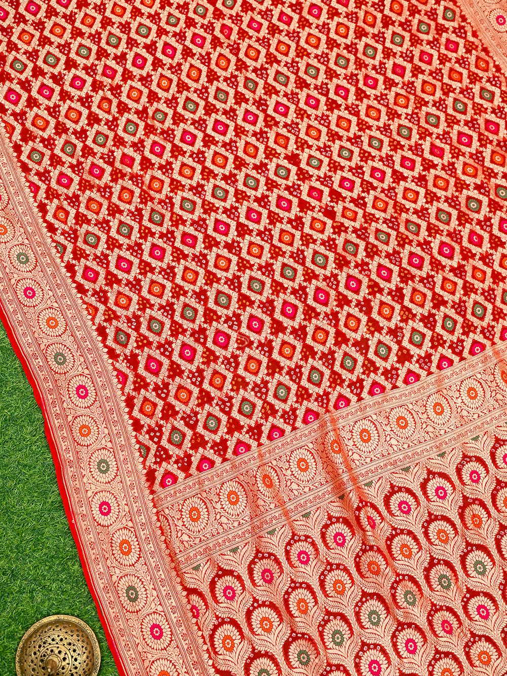 Dark Red Bandhani Khaddi Georgette Handloom Banarasi Saree - Sacred Weaves