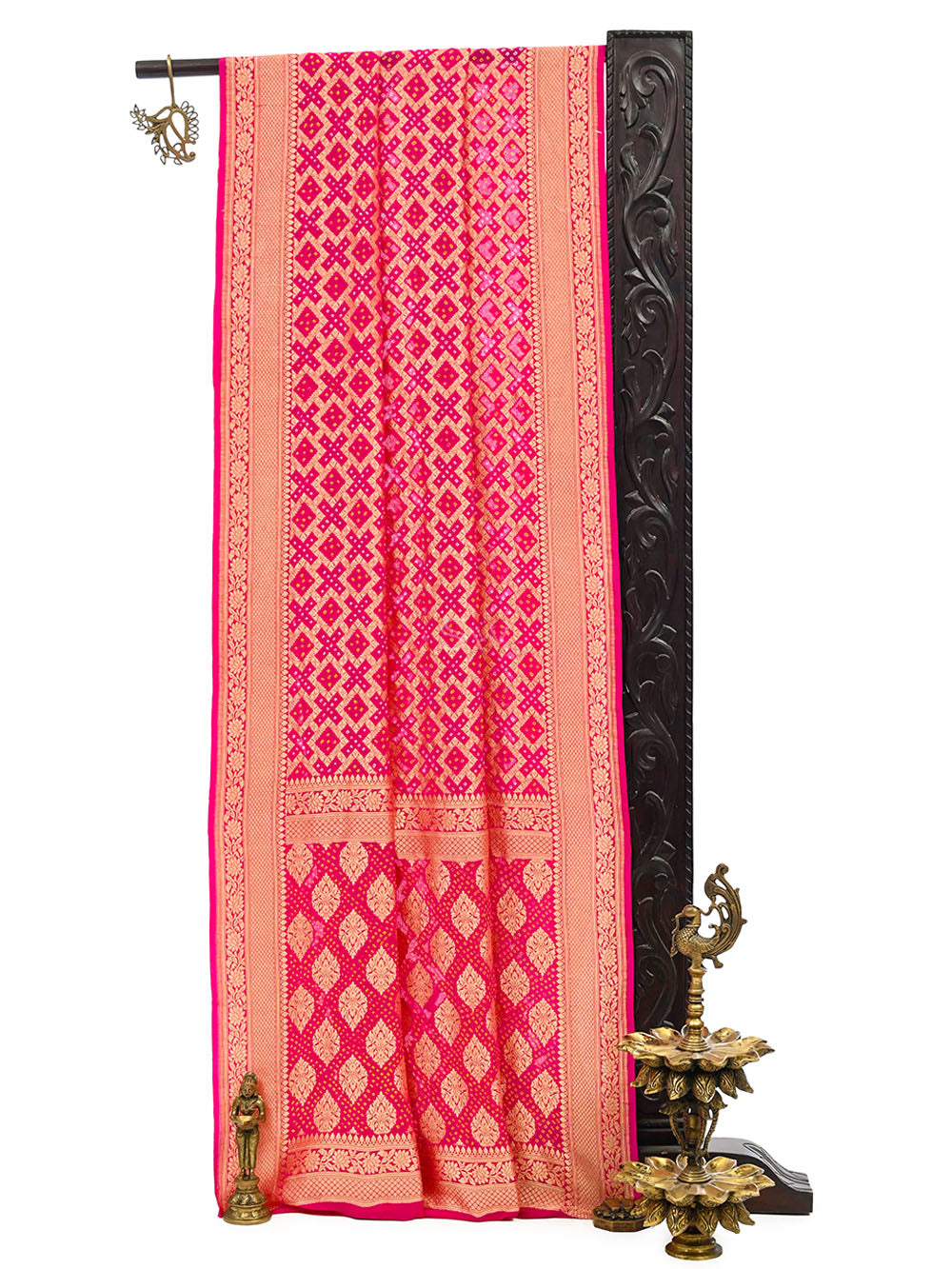 Magenta Bandhani Khaddi Georgette Handloom Banarasi Saree - Sacred Weaves