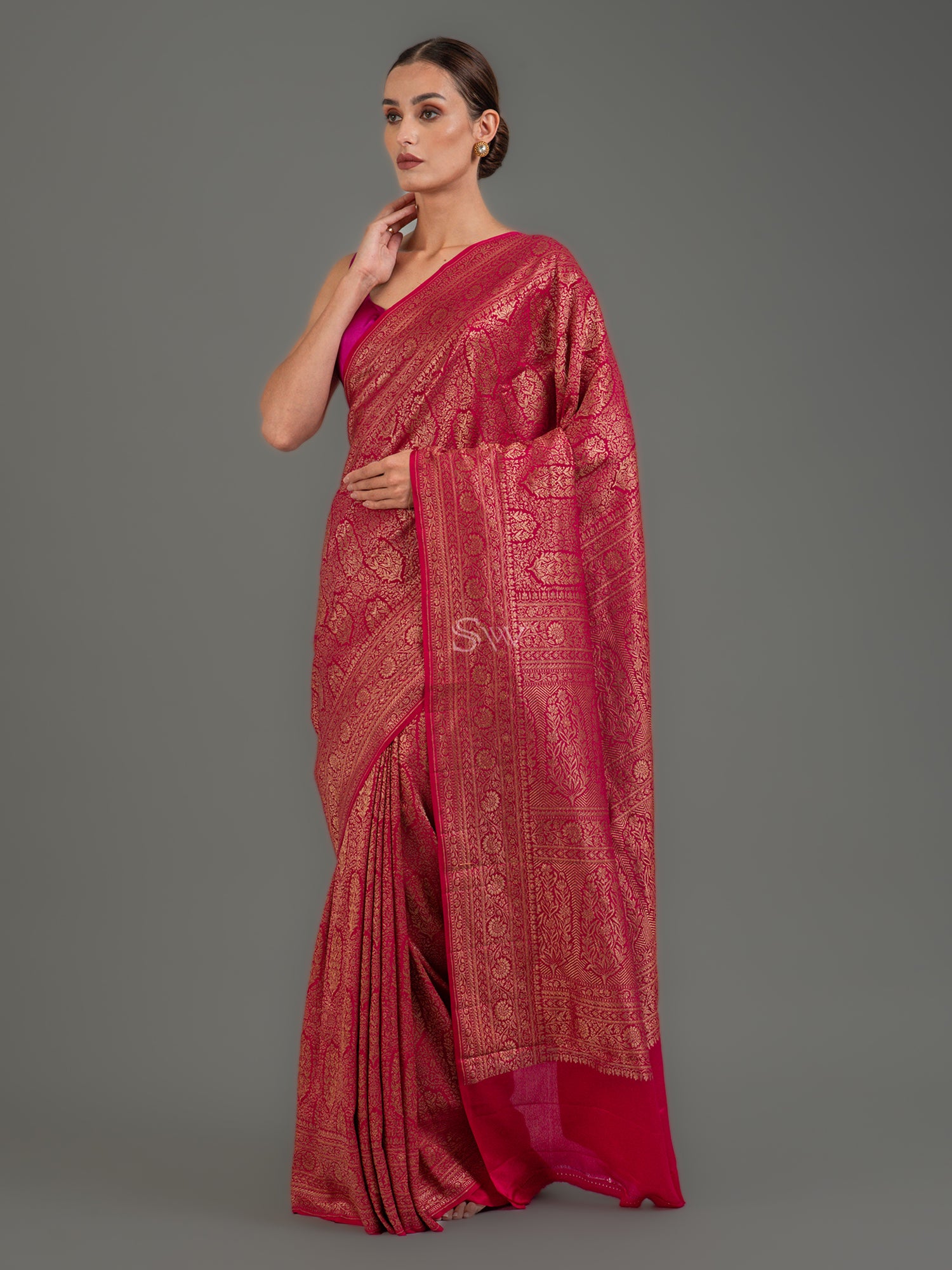Magenta Jaal Crepe Silk Handloom Banarasi Saree -Sacred Weaves
