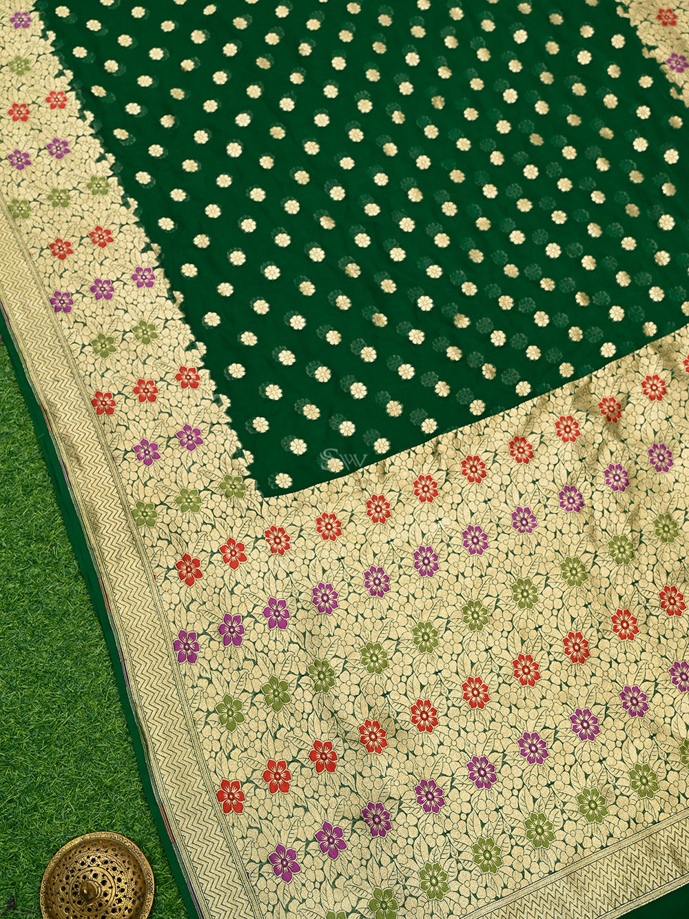 Green Booti Khaddi Georgette Handloom Banarasi Saree - Sacred Weaves