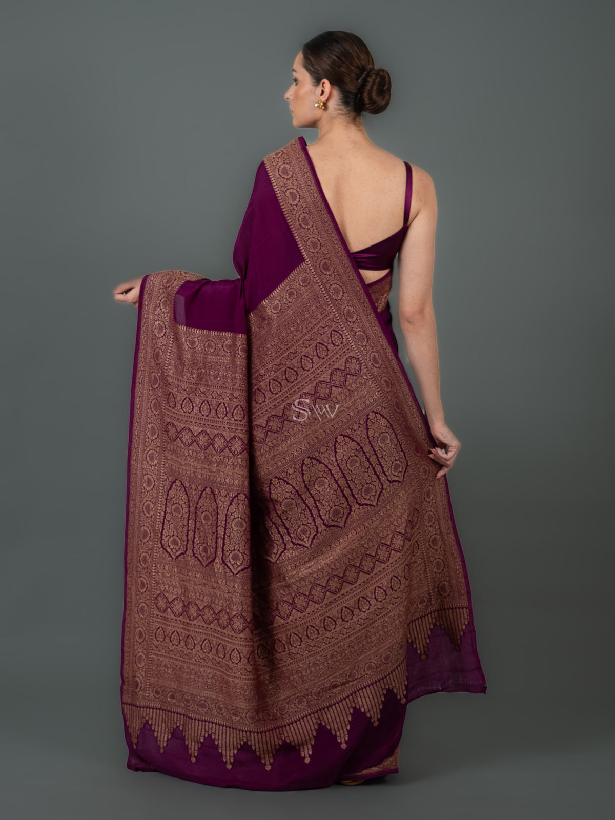 Wine Plain Crepe Silk Handloom Banarasi Saree - Sacred Weaves