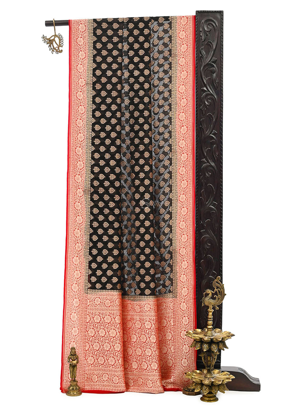 Black Booti Khaddi Georgette Handloom Banarasi Saree - Sacred Weaves