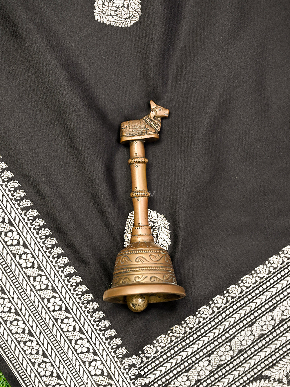 Black Booti Katan Silk Handloom Banarasi Dupatta - Sacred Weaves