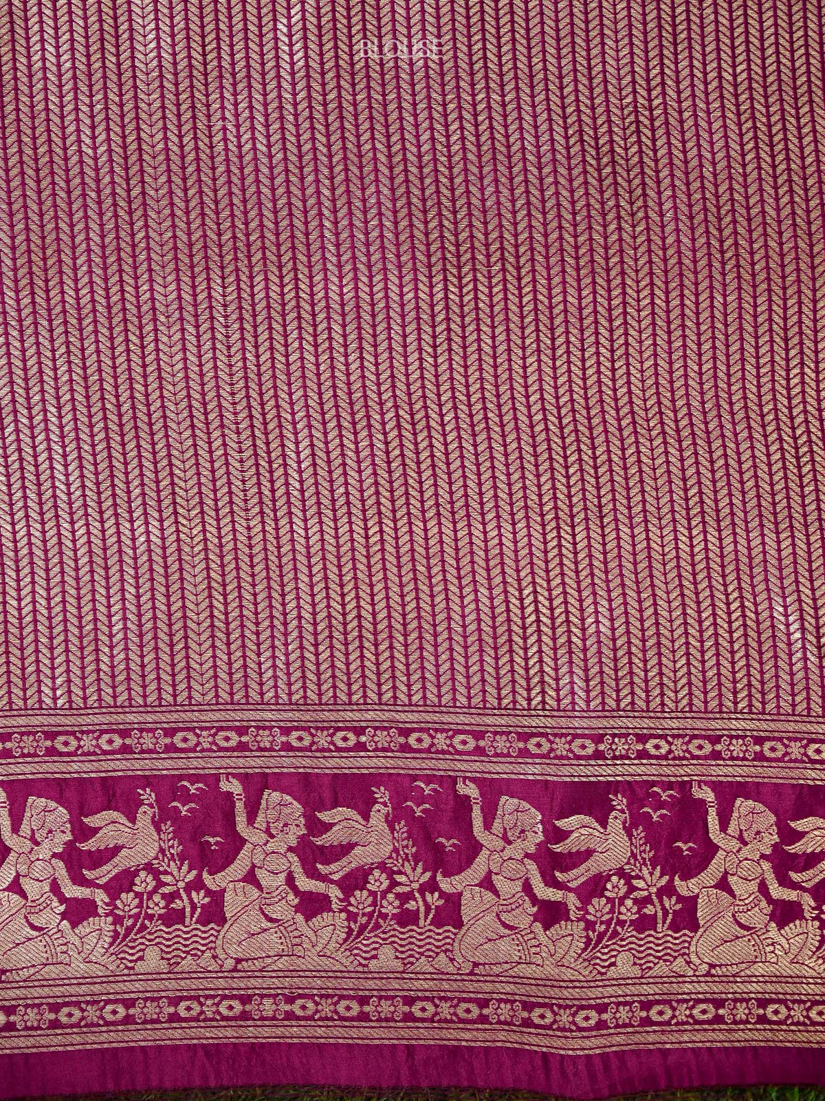Dark Magenta Meenakari Booti Katan Silk Handloom Banarasi Saree