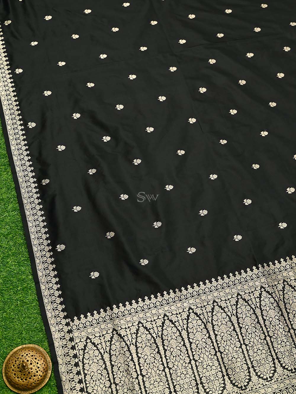 Black Booti Katan Silk Handloom Banarasi Dupatta