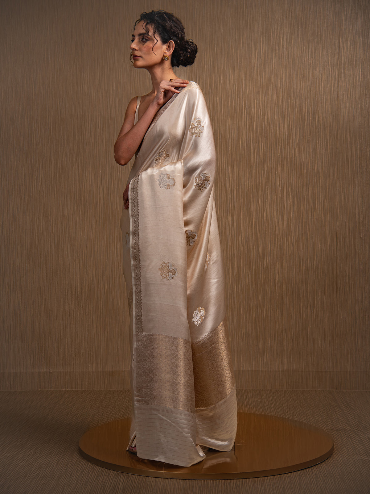 Cream Sona Roopa Boota Satin Silk Handloom Banarasi Saree - Sacred Weaves