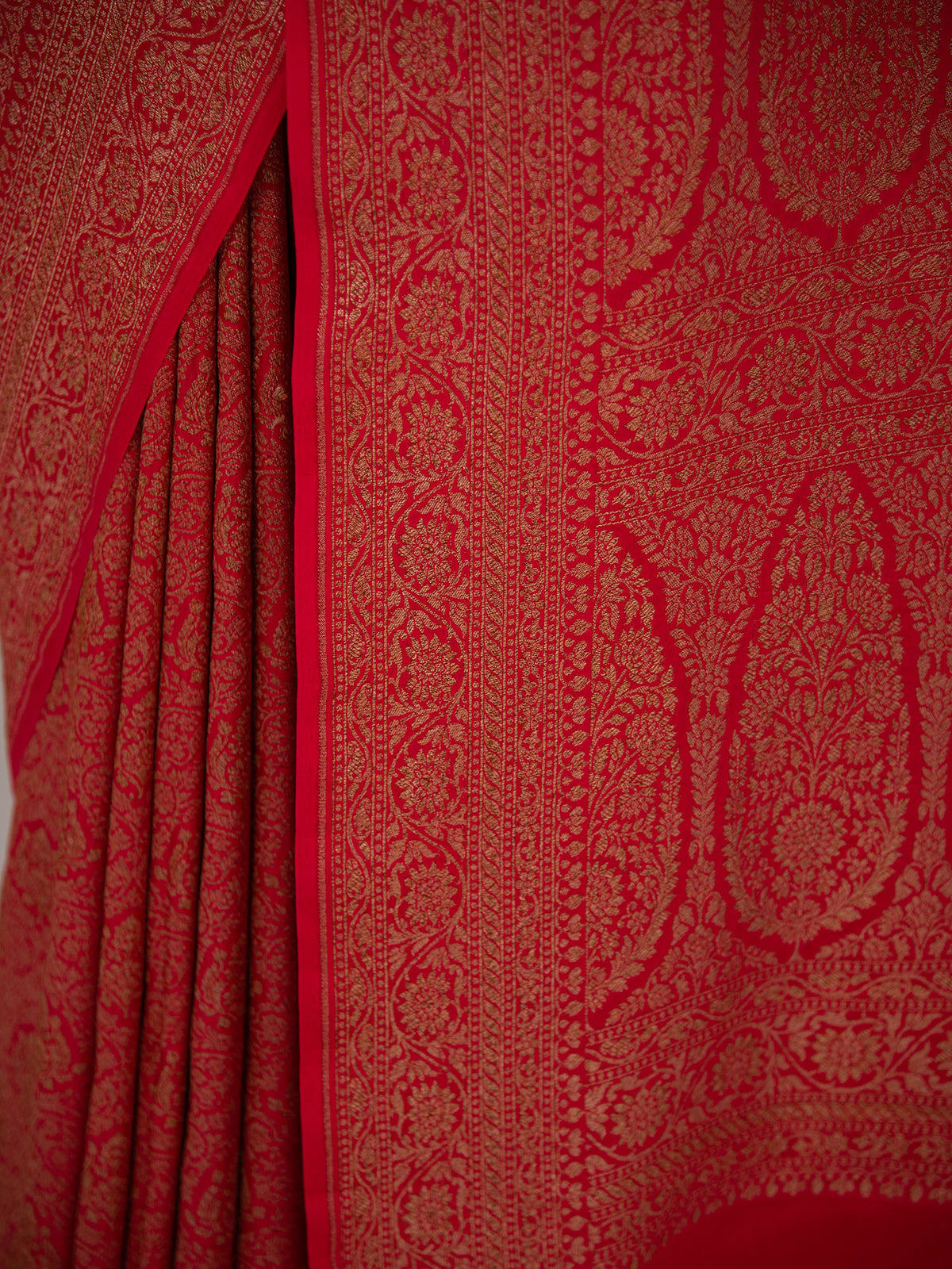 Red Jaal Crepe Silk Handloom Banarasi Saree