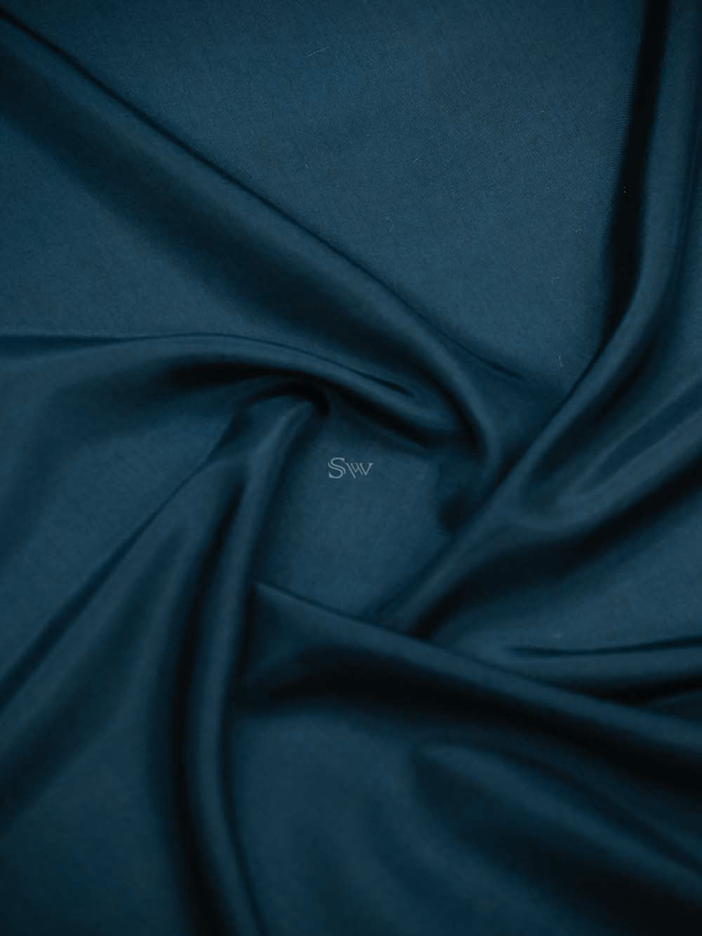 Midnight Blue Embroidery Border Silk Handloom Saree - Sacred Weaves